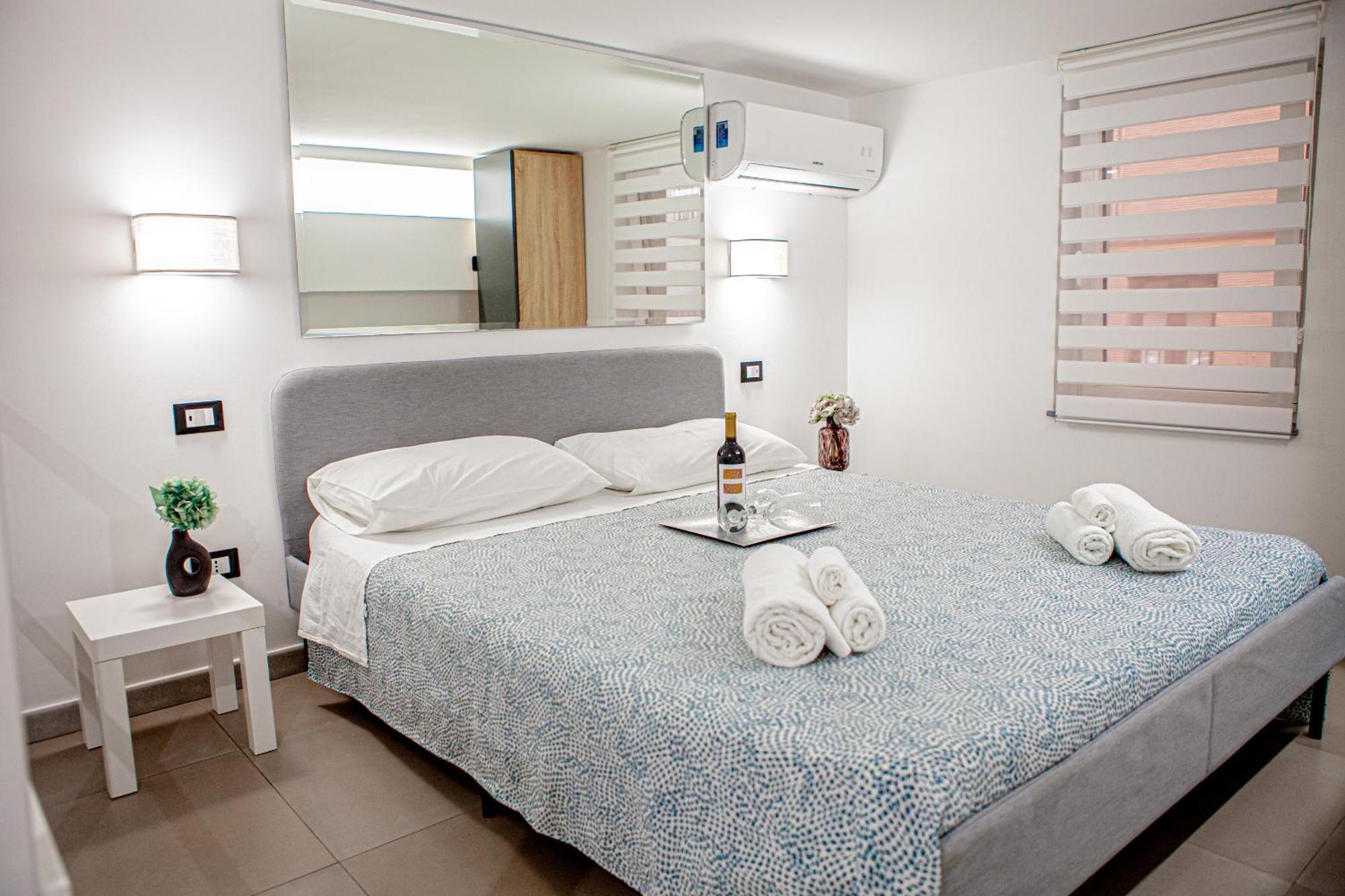 Ruggero Settimo - Holiday Houses Catánia Buitenkant foto